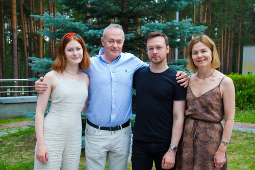Igor-Fishelev_IGOR-FISELEV13f8766d7014fa2a5.jpg